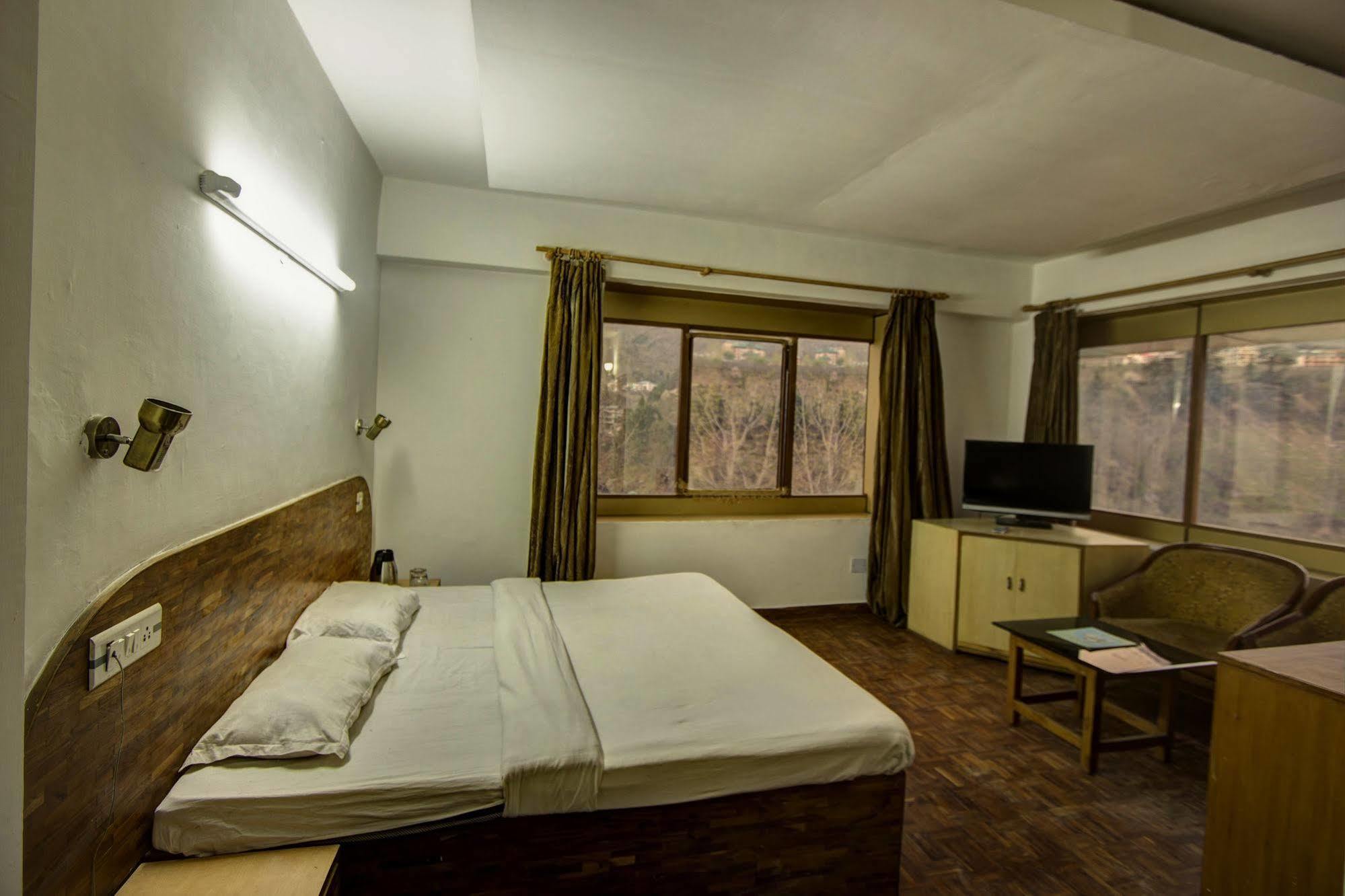 Kalinga Grand Hotel Manāli Eksteriør billede
